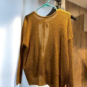 Thin mustard sweater